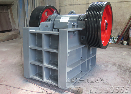 顎式破碎機(jī)